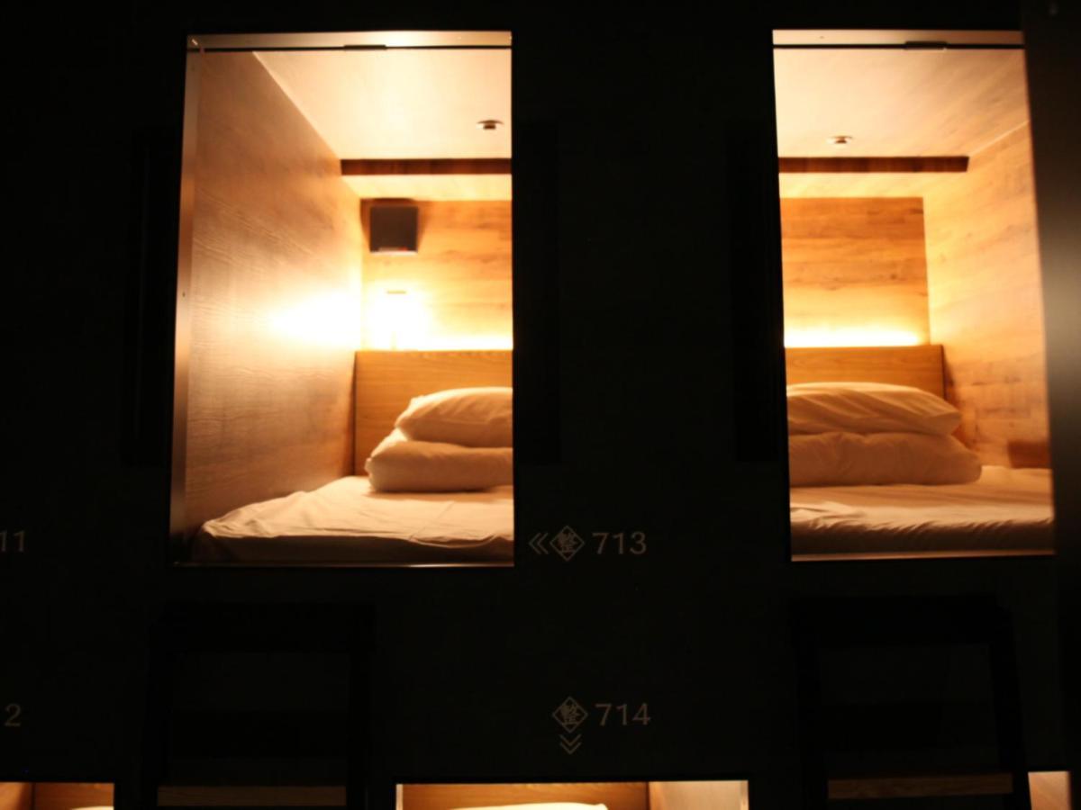 Rembrandt Cabin & Spa Shimbashi - Caters To Men Токио Экстерьер фото